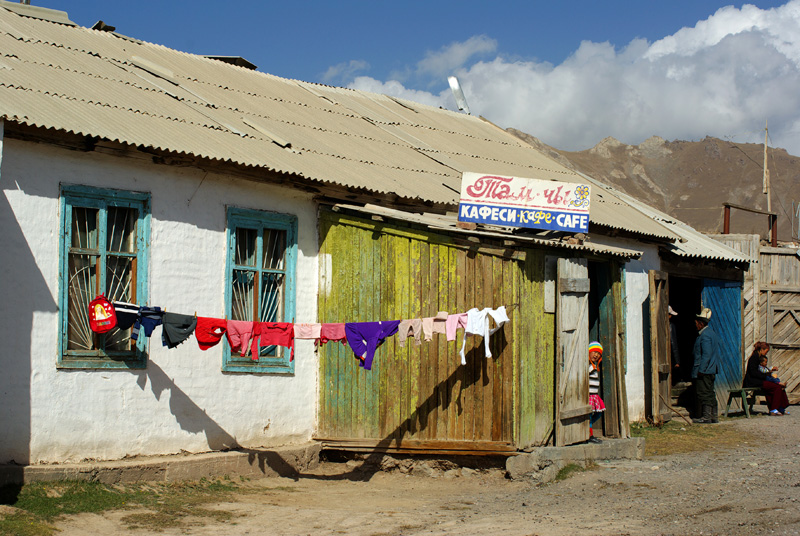 Sary Tash in Kirgistan (c) emmenreiter.de
